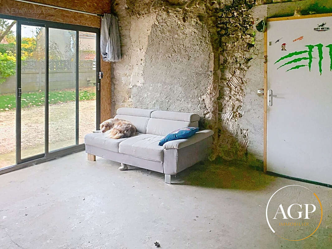 Maison ancienne, 3 chambres, Grange - photo 8