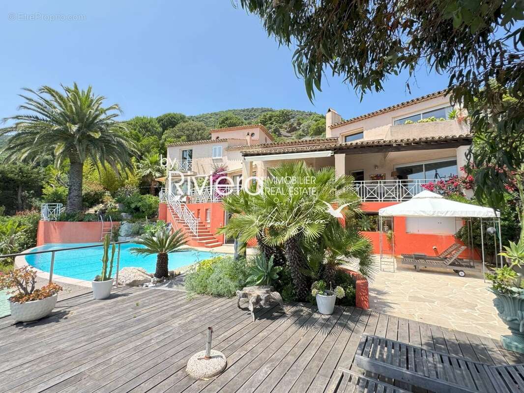 Maison à CAVALAIRE-SUR-MER