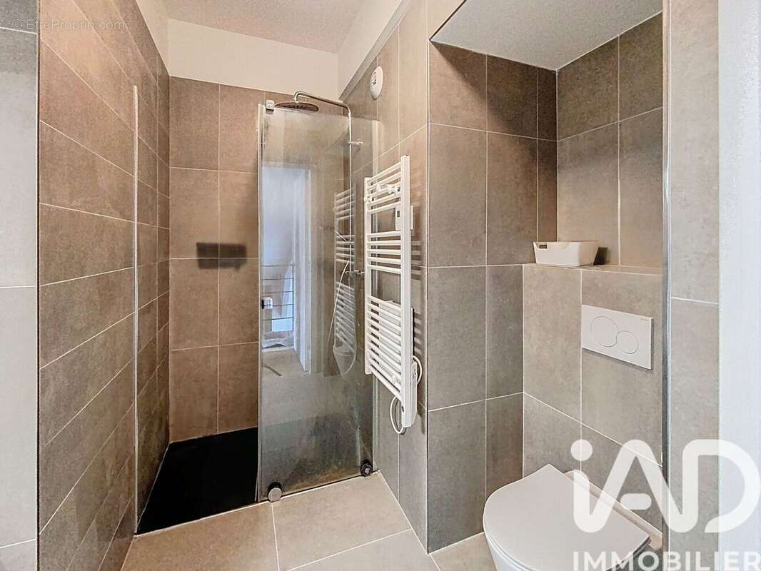 Photo 9 - Appartement à VOISINS-LE-BRETONNEUX