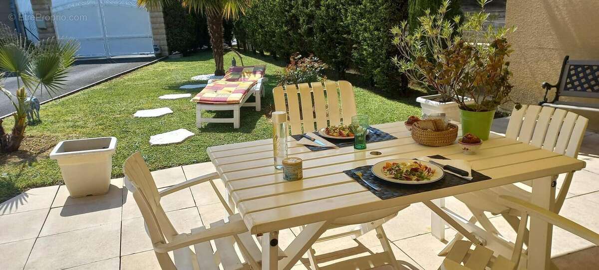 Photo 3 - Appartement à MONTMERLE-SUR-SAONE