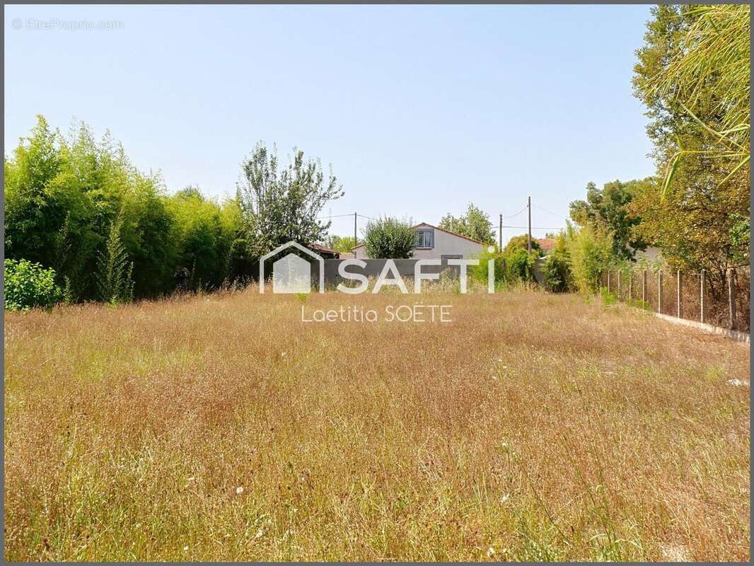 Photo 2 - Terrain à BEAUZELLE
