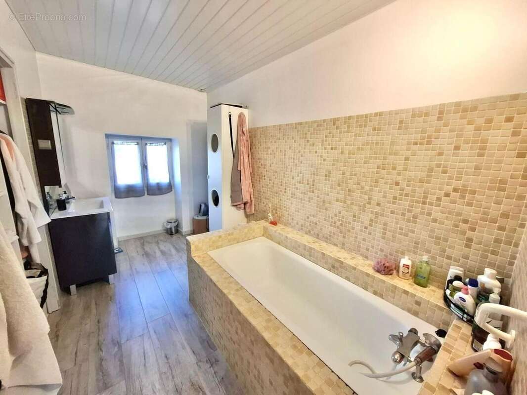 Photo 8 - Maison à VIC-FEZENSAC