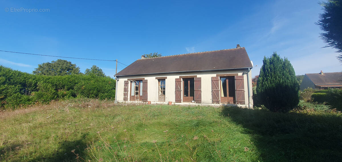 Maison à CONDE-SUR-HUISNE