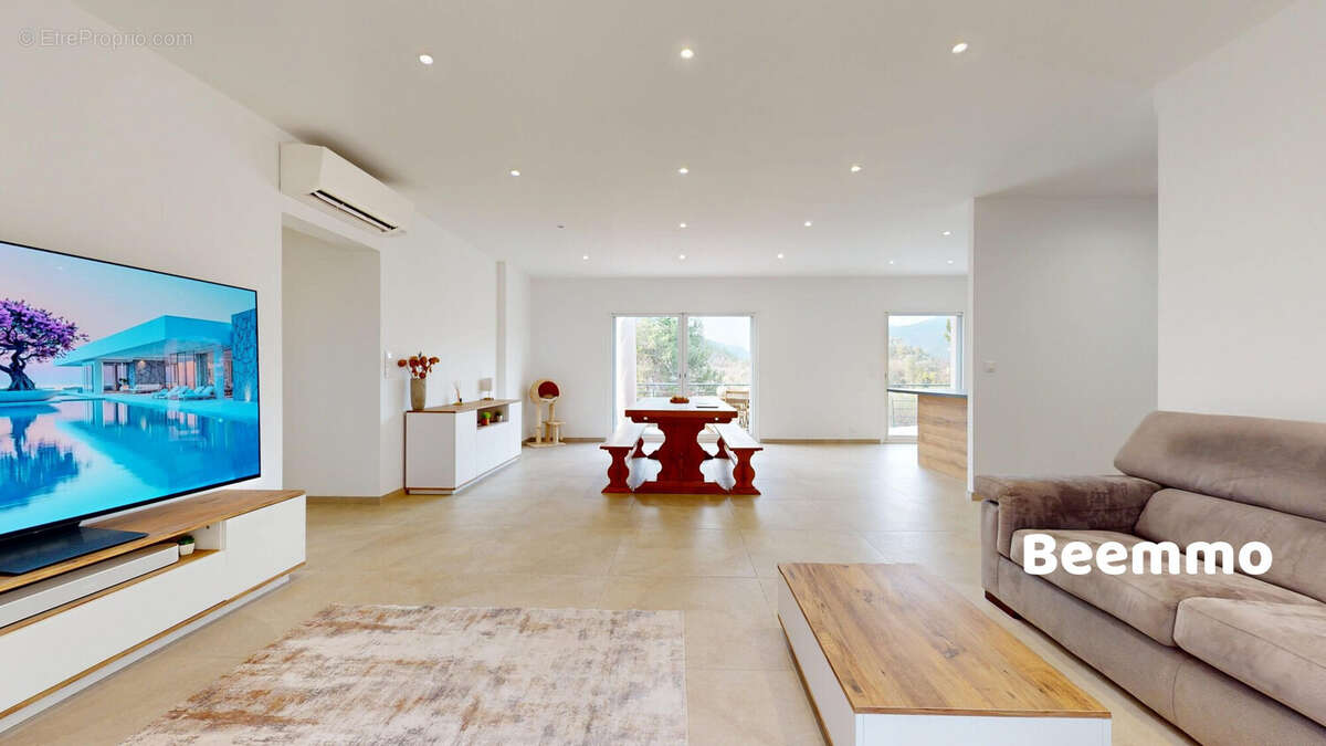 Maison à TOURNEFORT