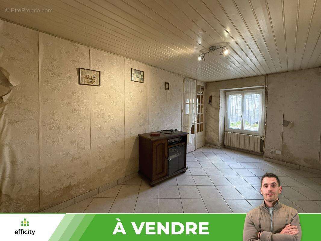 Maison à BIARD