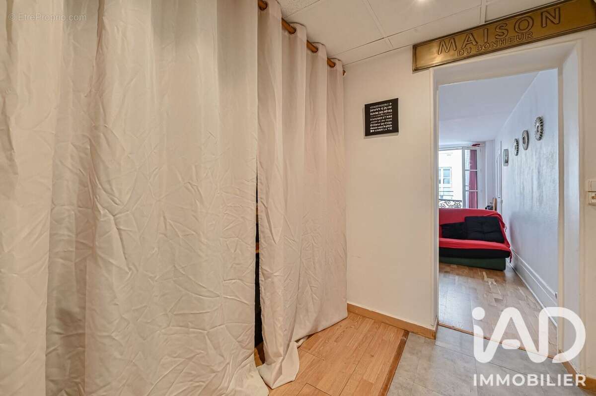 Appartement 44 m² à Paris-18e  - photo 7