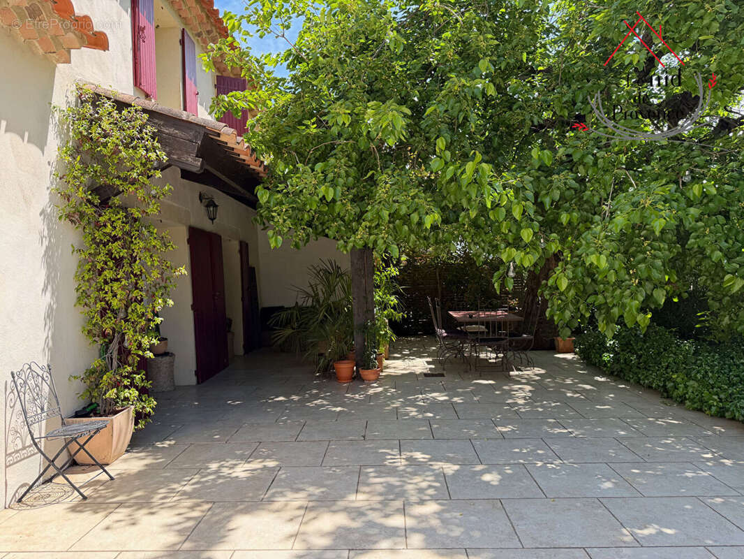 Maison à ORANGE