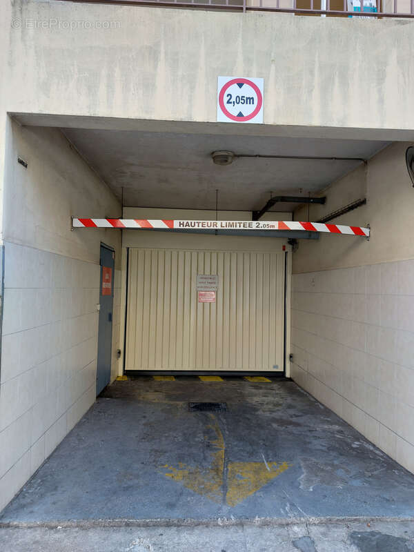 Parking à NICE