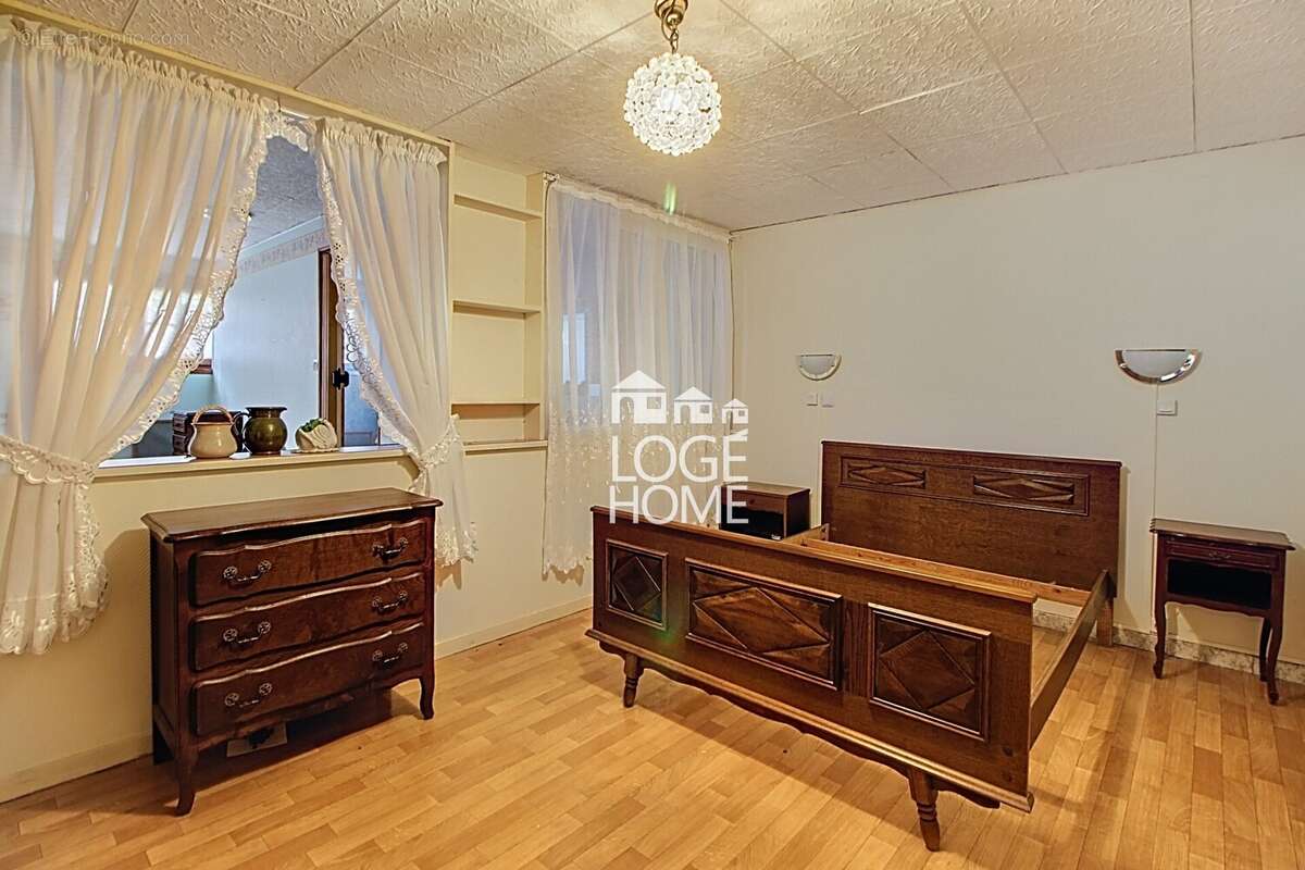 Maison à SIN-LE-NOBLE