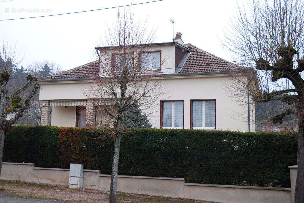 Maison à LE CREUSOT
