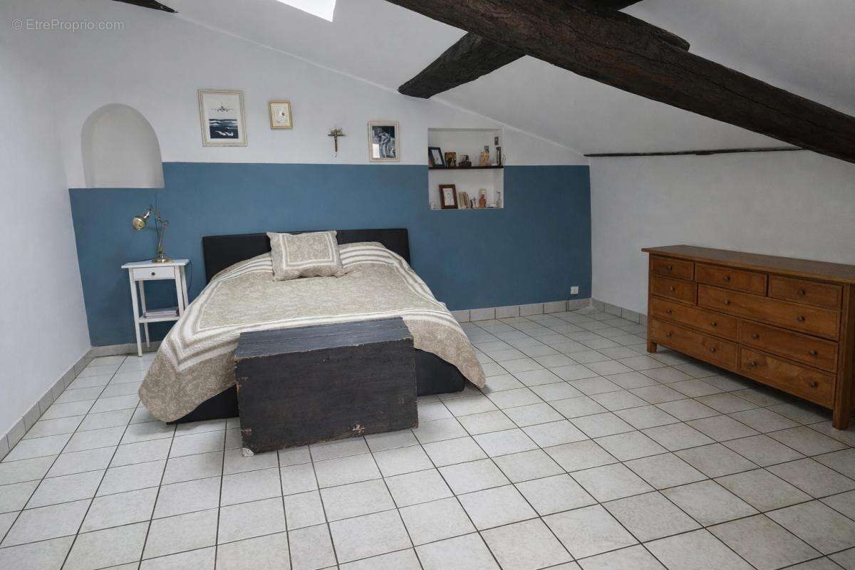 Maison à LA MOTTE