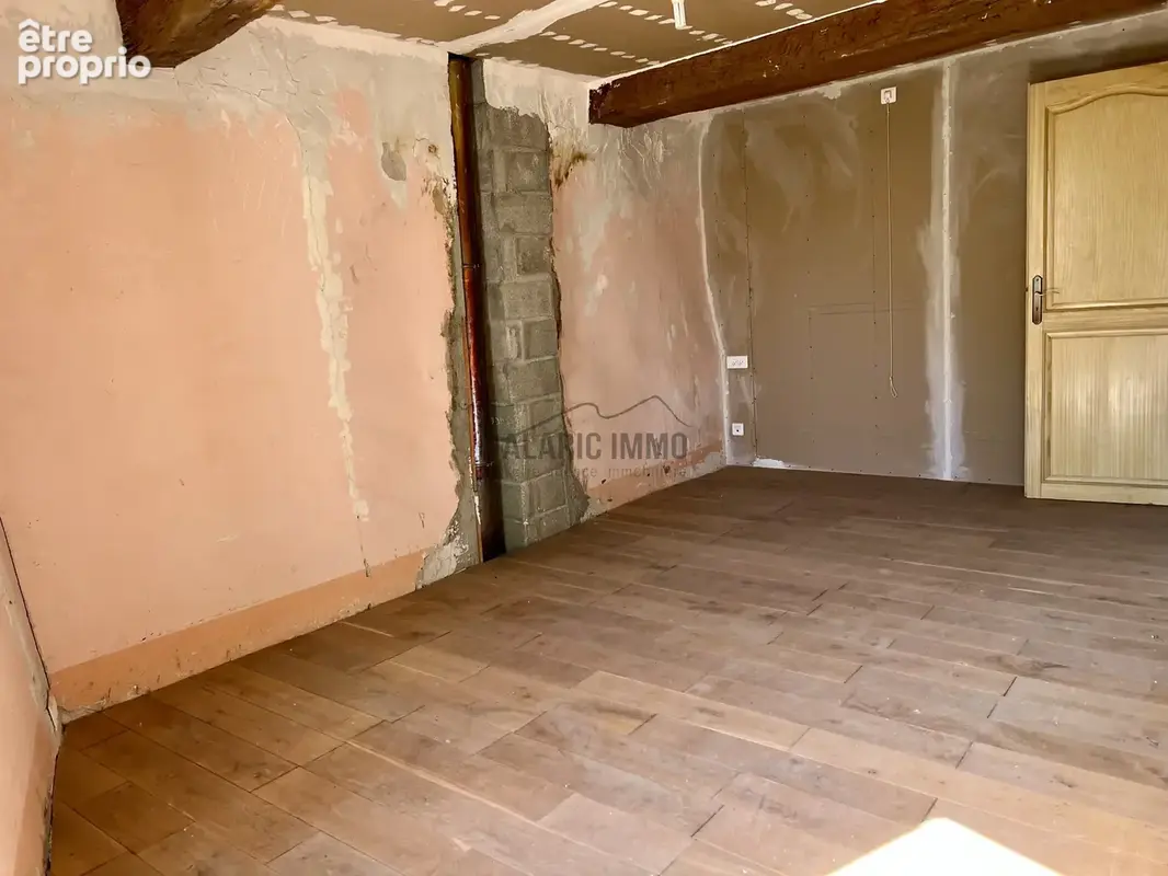 Maison de village avec terrain de plus d'un hectare et dépendance à rénover - photo 20