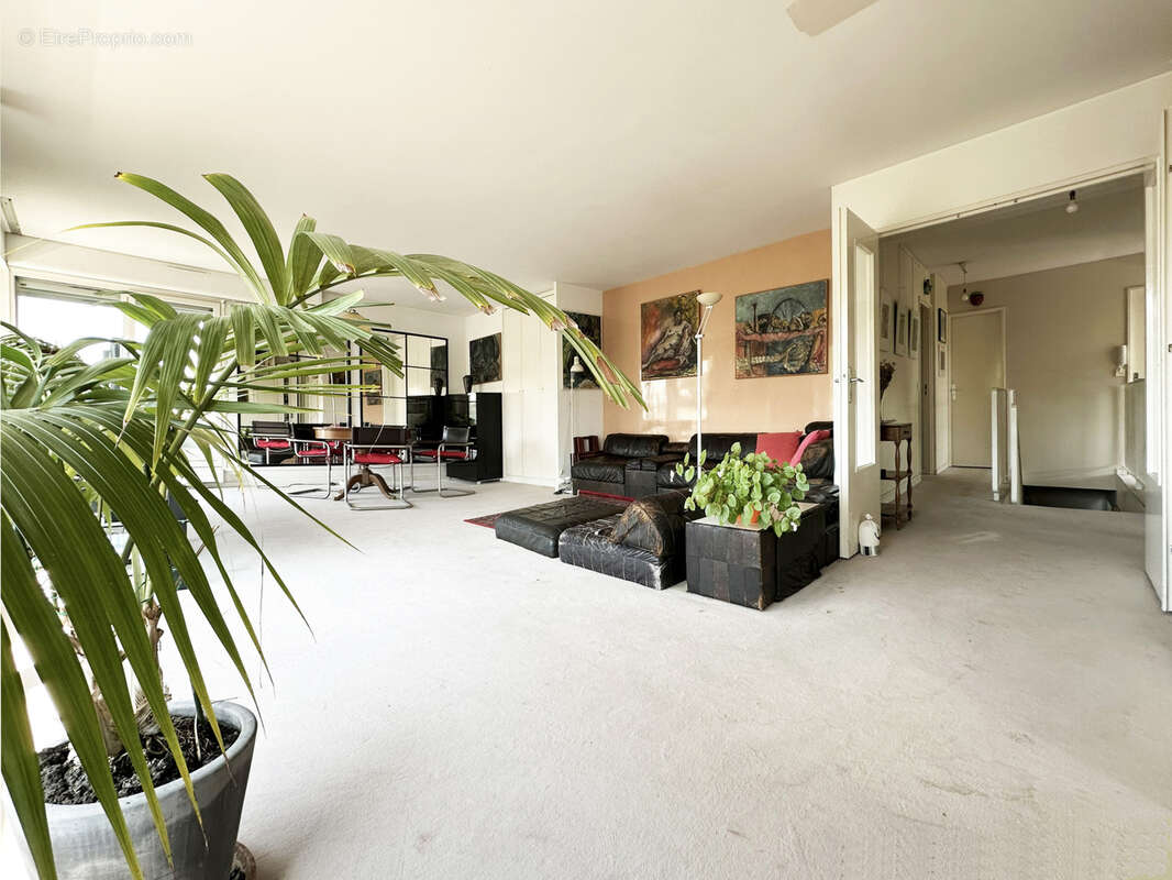 Appartement à NANTERRE