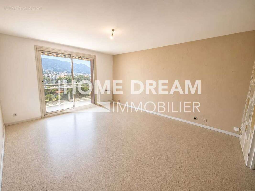 Appartement 73 m² à Toulon  - photo 3