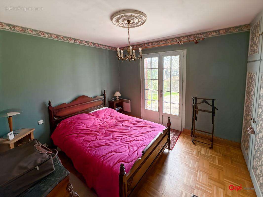Maison à LIGNY-LE-RIBAULT