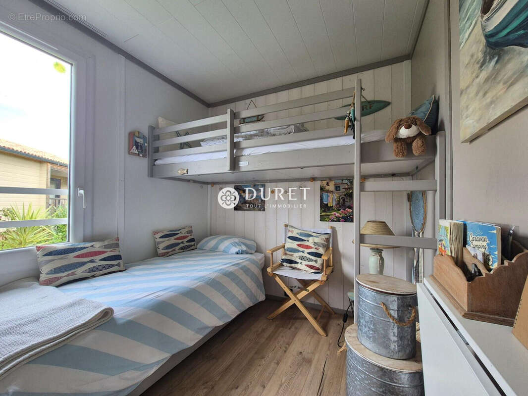 Maison à LA CHAPELLE-HERMIER