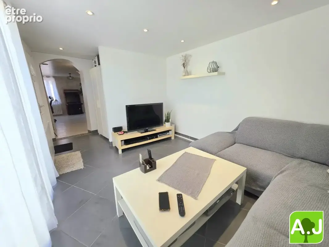 Maison 5 pièces 74 m² à vendre à Saint-Andre-De-L'eure (27220) - photo 3