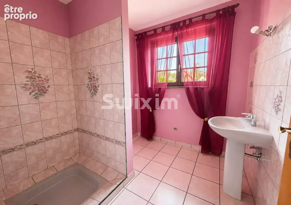 Maison de 157 m² à Katzenthal – 4 chambres, sous-sol aménagé et terrain de 606 m² - photo 6