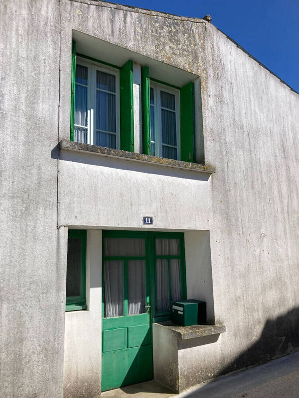 Maison à LA BREE-LES-BAINS