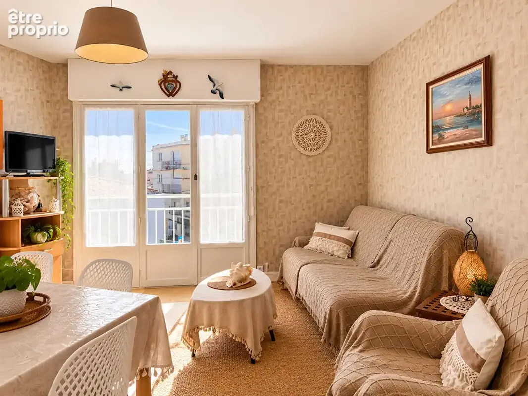 Appartement 3 pièces à vendre aux Sables d'Olonne, proche mer - photo 1