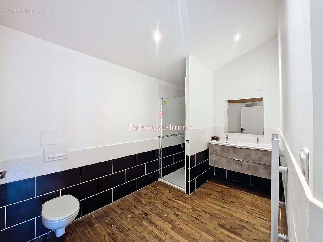 Maison 229 m² à Prahecq  - photo 9