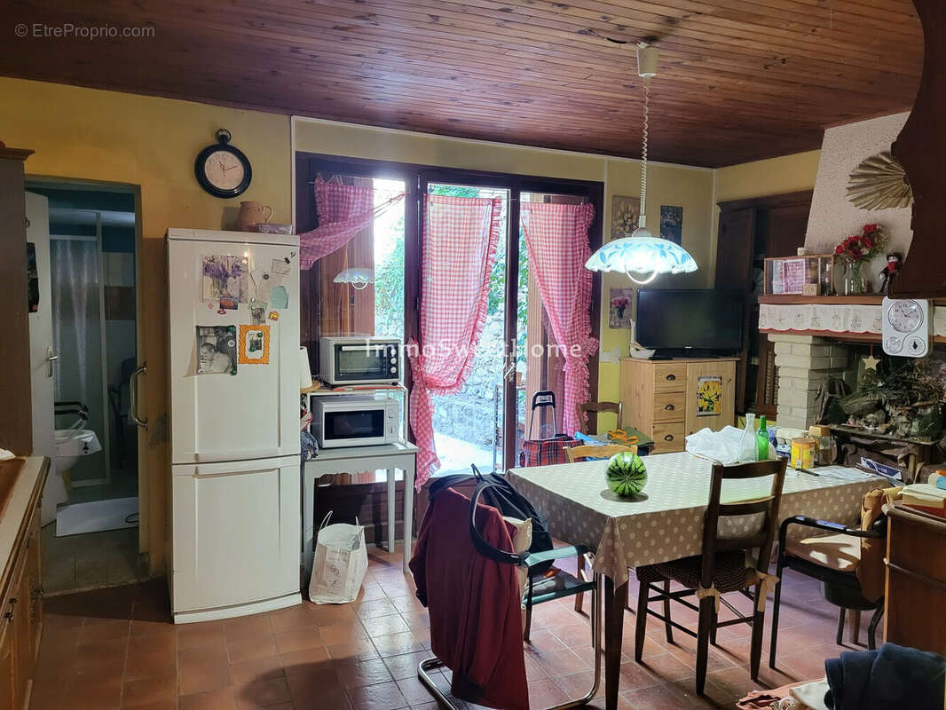 Maison à MIRABEL-AUX-BARONNIES