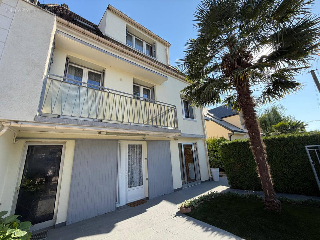 Maison à MITRY-MORY