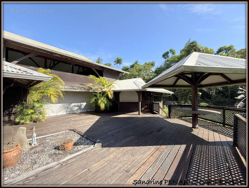 Maison à MONTSINERY-TONNEGRANDE