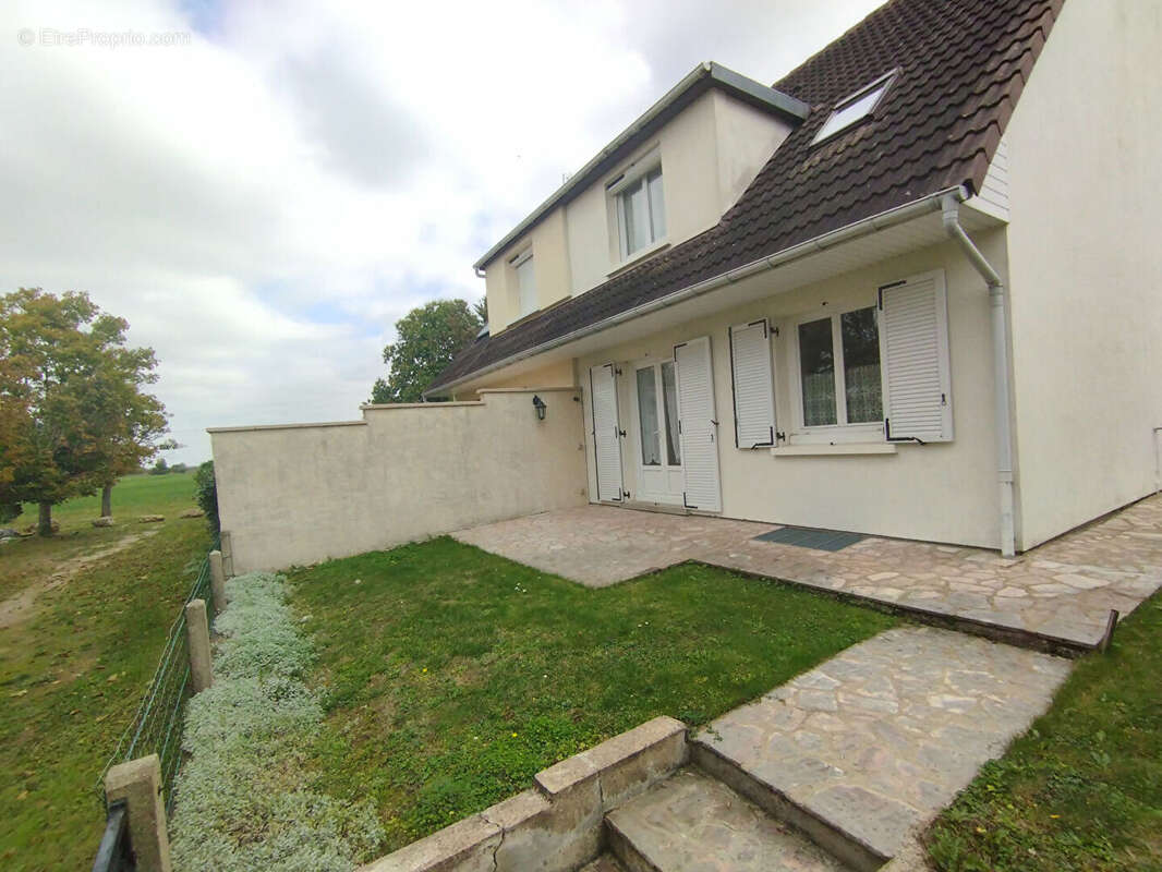 Maison à CHATEAUDUN