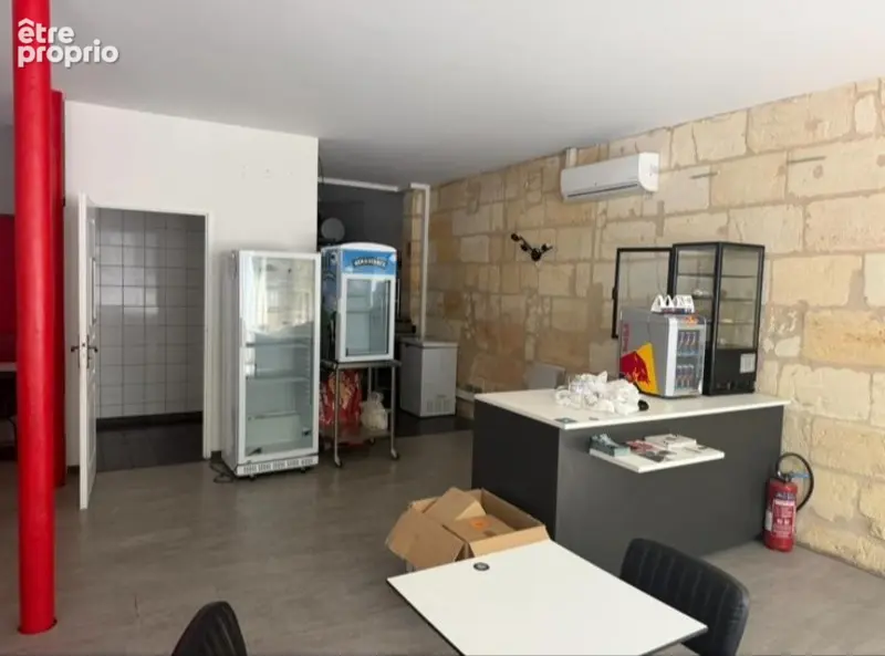 Fonds de commerce de restauration rapide, 95 m²  avec Grande terrasse autorisée de plus de 20 places. - photo 2