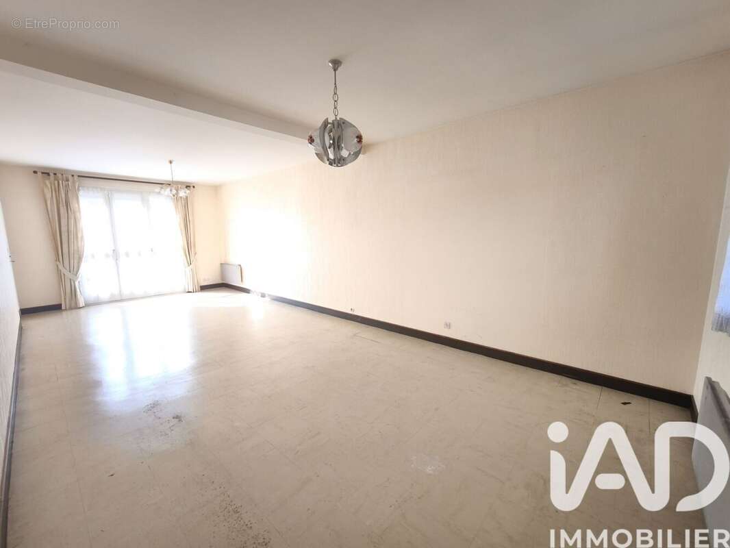 Photo 3 - Maison à LAVAL