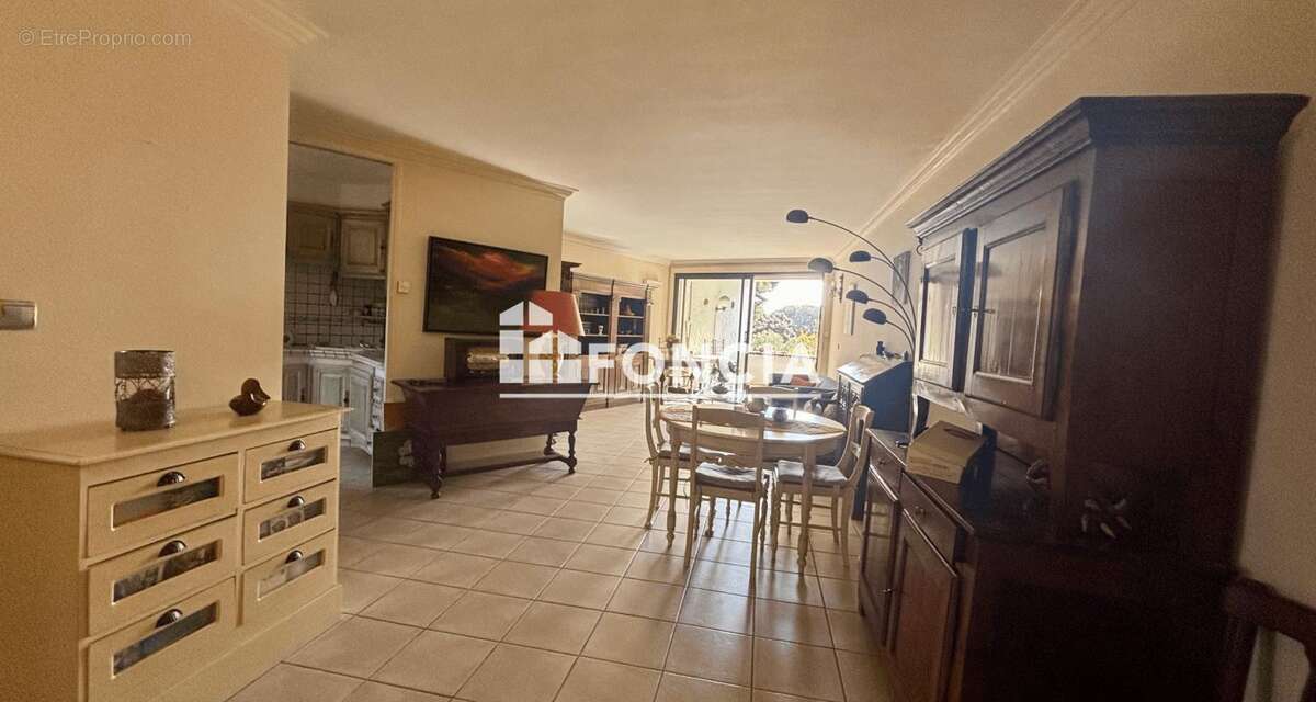 Appartement à SAUSSET-LES-PINS