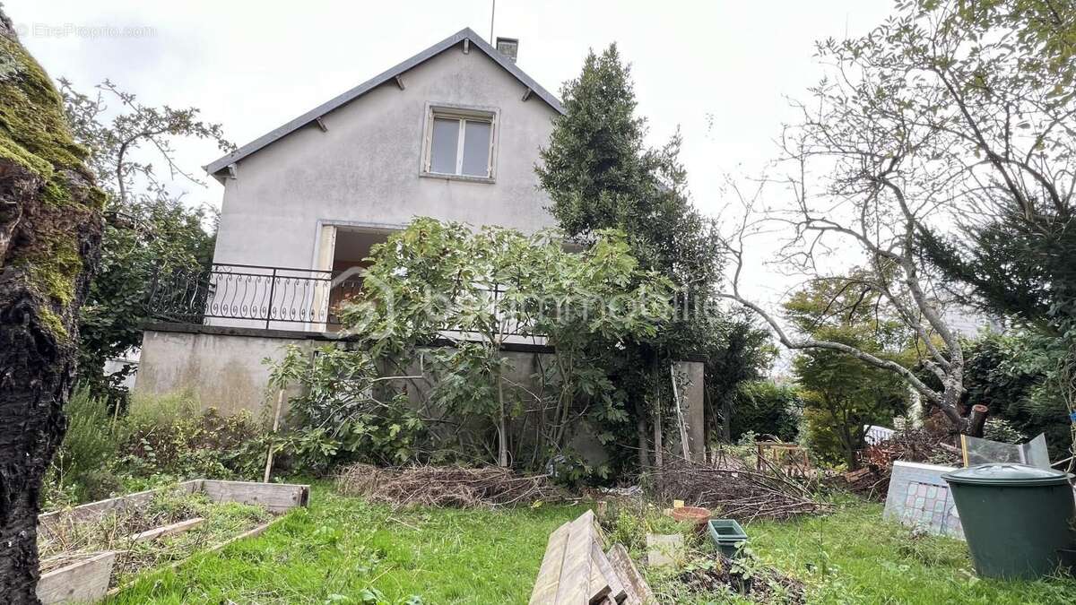 À VENDRE : Maison Individuelle de 142 m²  à  Fleury-les-Aubrais - photo 13
