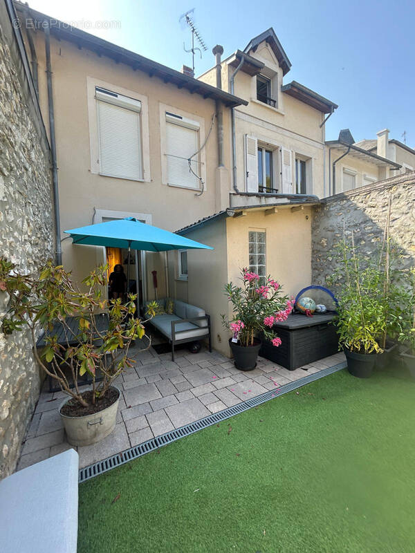 Maison à ETAMPES