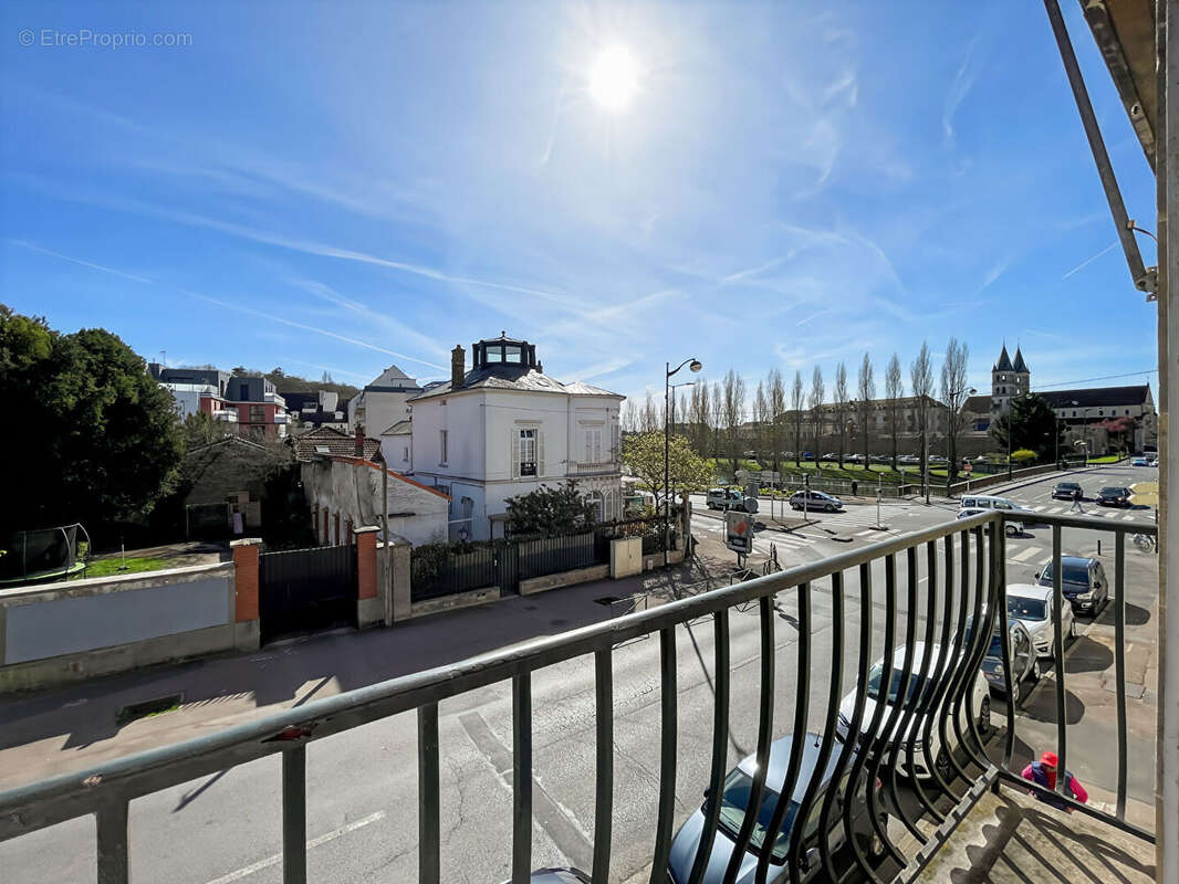 Appartement à MELUN