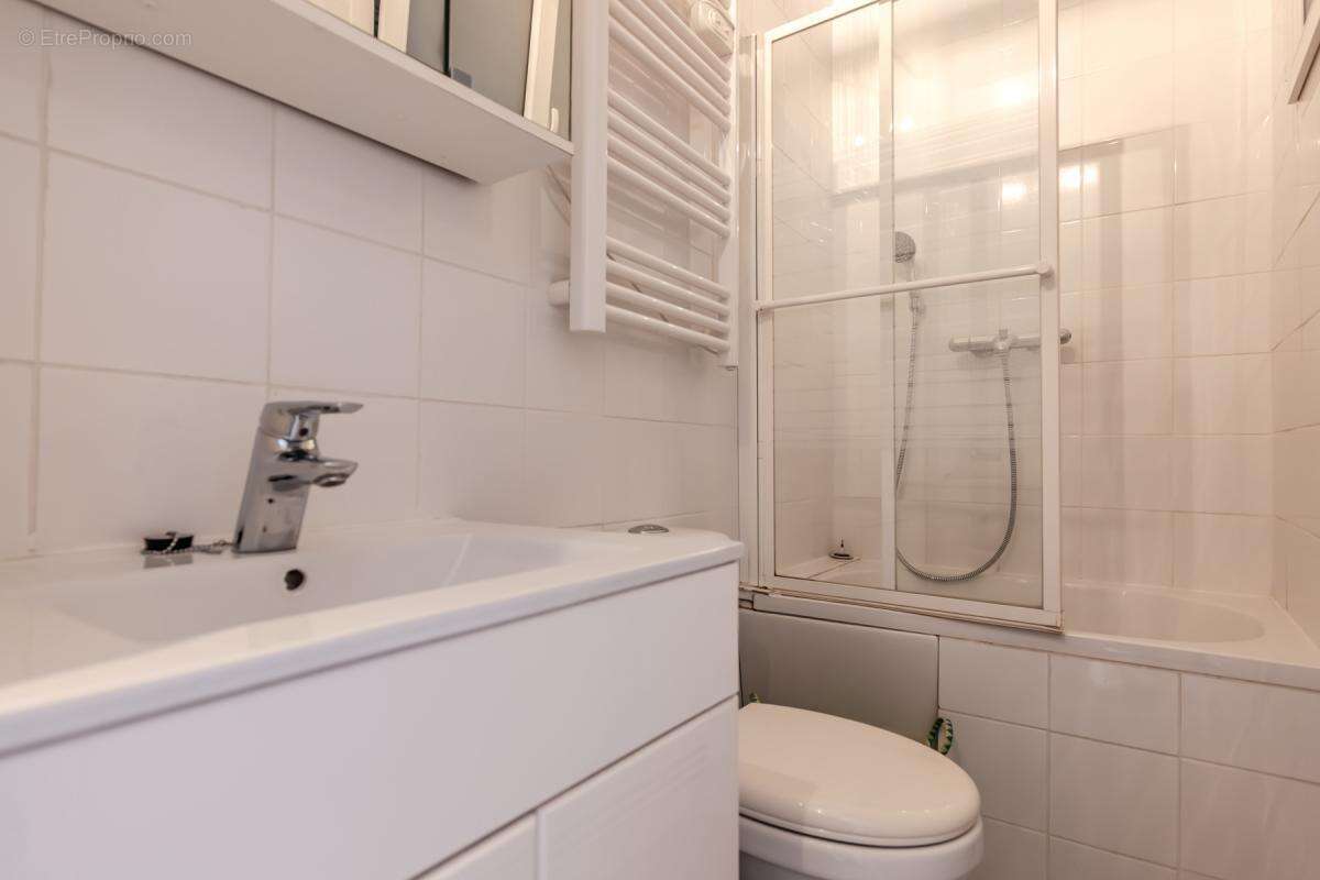 Appartement à PARIS-9E