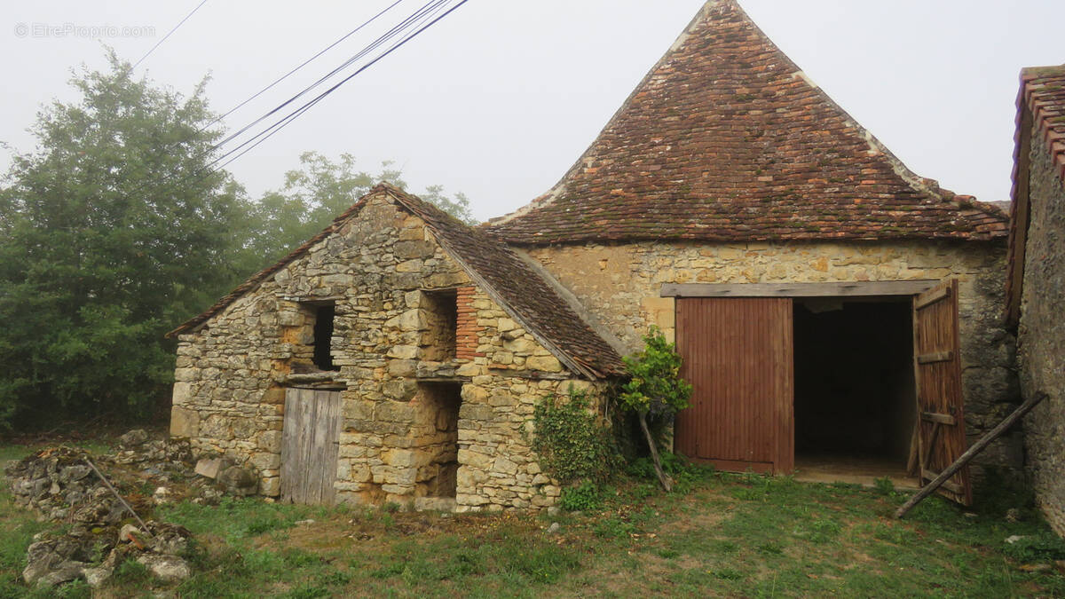 Autre à CHERVEIX-CUBAS