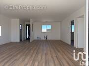 Photo 1 - Maison à SURGERES