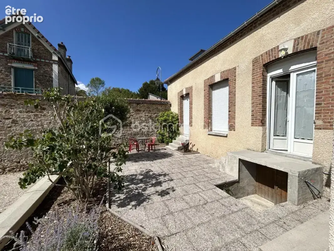 Appartement duplex en plein centre ville, 4 pièces, 2 chambres, terrasse, grenier, cave et place de parking privative! - photo 15