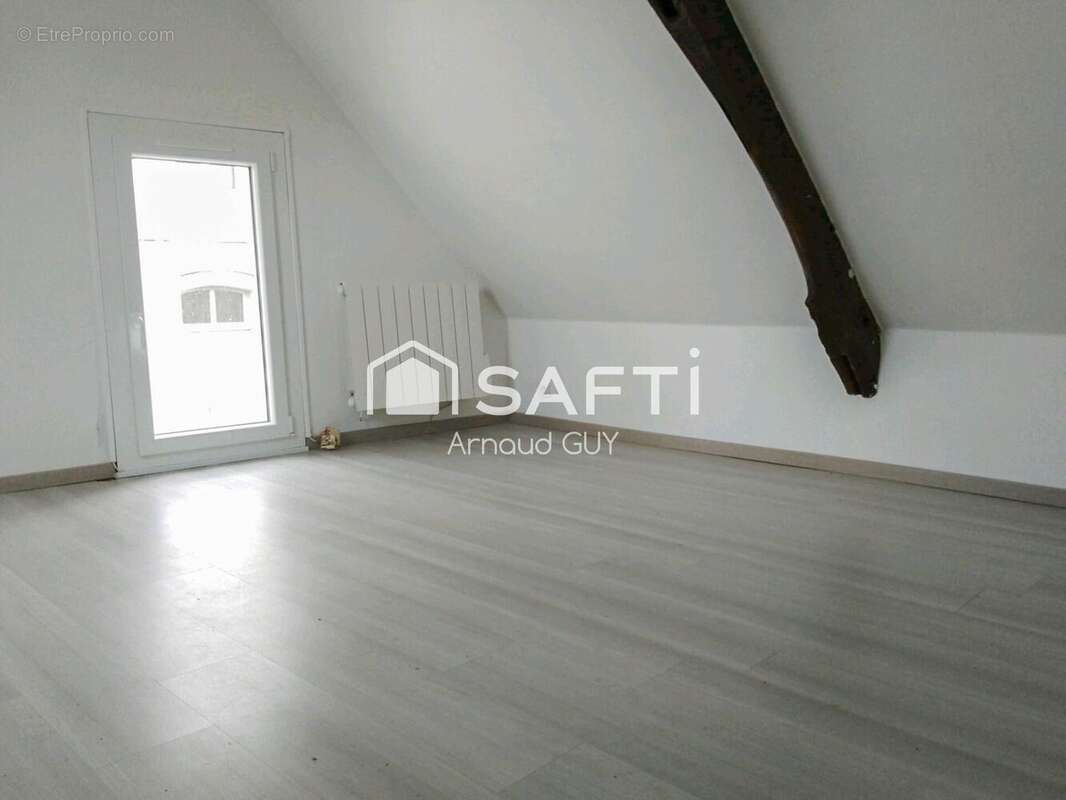 Photo 6 - Maison à VILLAINES-LA-CARELLE