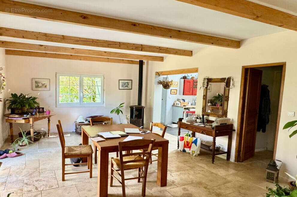 Maison à PEYNIER