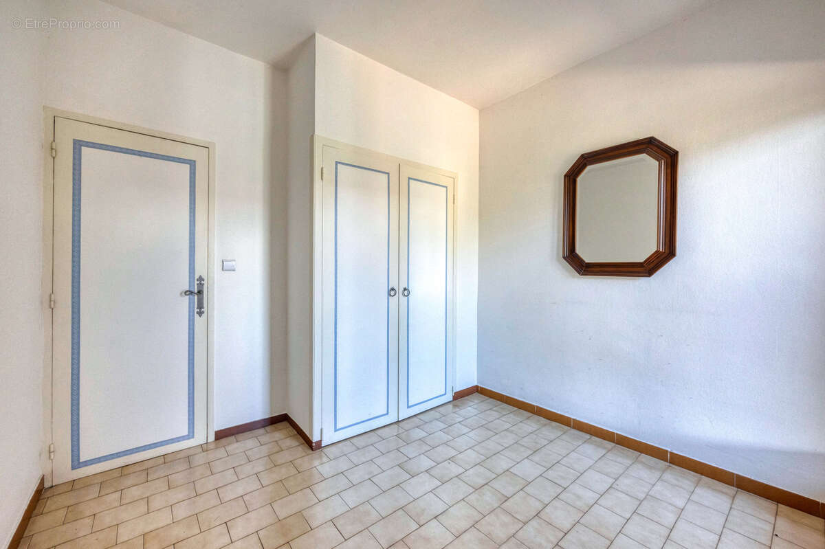 Maison à CHAMP-SUR-DRAC