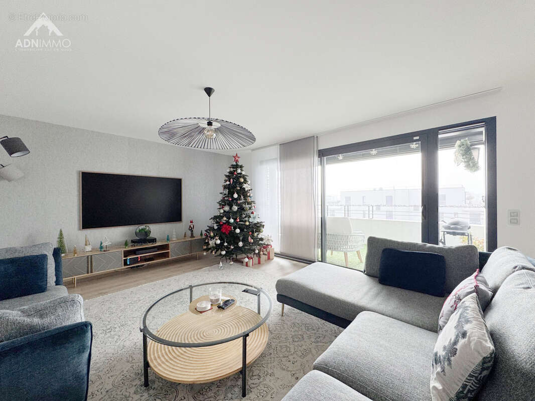 Appartement à SAINT-GENIS-POUILLY