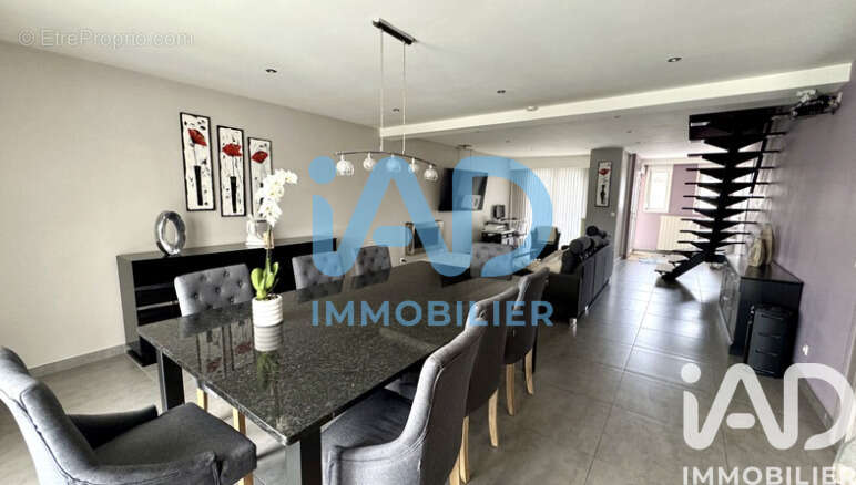 Photo 2 - Maison à VILLENEUVE-D'ASCQ