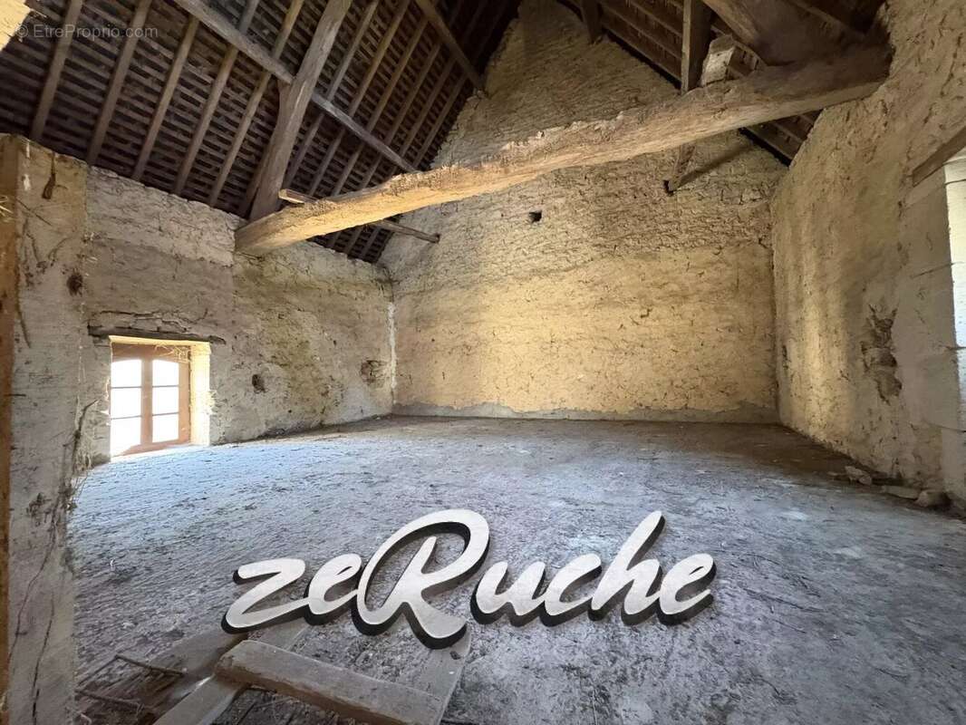 Maison à SAINT-VIGOR-LE-GRAND