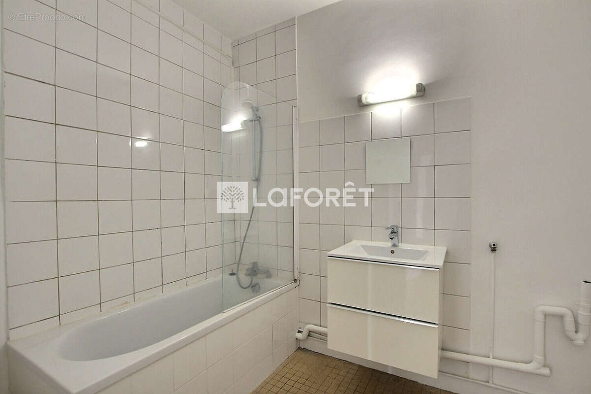 Appartement à ASNIERES-SUR-SEINE