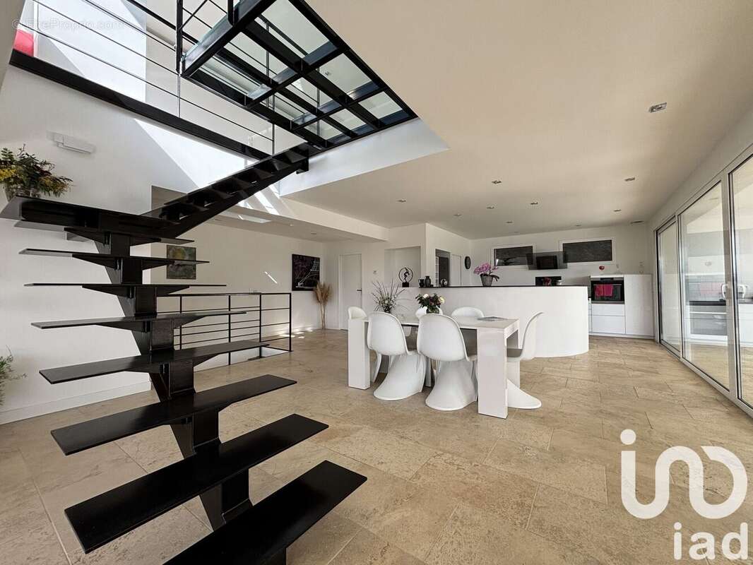 Photo 2 - Maison à UCEL