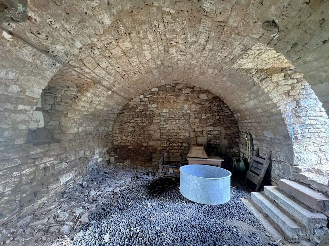 Maison à SALLES-LA-SOURCE