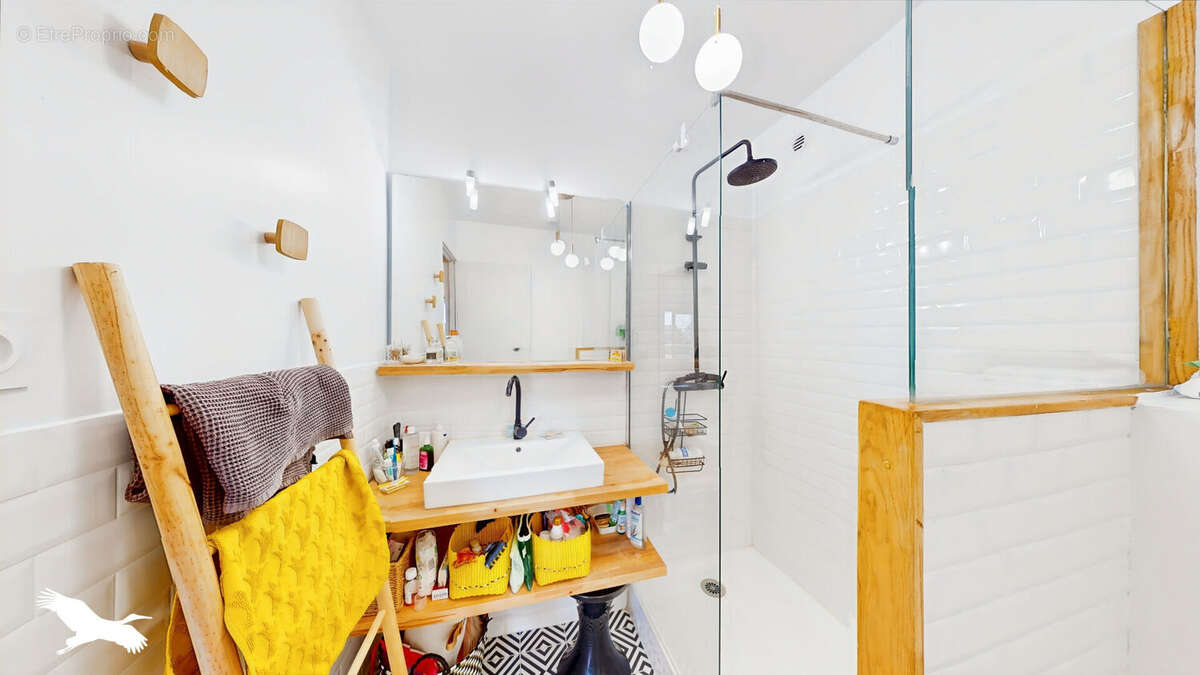 Appartement à MARSEILLE-9E