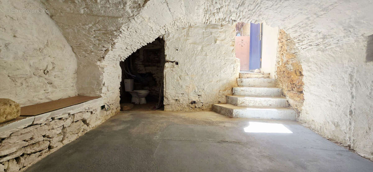 Maison à BAGNOLS-SUR-CEZE